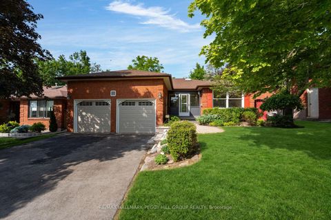 Photo 1 at 22 Richler Crescent, Letitia Heights, Barrie