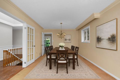 Photo 3 at 22 Richler Crescent, Letitia Heights, Barrie