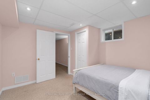 Photo 12 at 22 Richler Crescent, Letitia Heights, Barrie