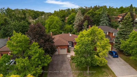 Photo 17 at 22 Richler Crescent, Letitia Heights, Barrie