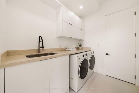 Photo 35 at 7 Lumley Avenue, Leaside, Toronto