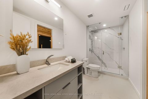 Photo 38 at 7 Lumley Avenue, Leaside, Toronto