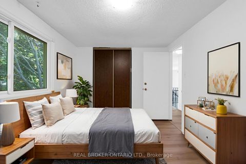 Photo 15 at 57 Bernick Drive, Grove East, Barrie