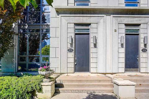 Photo 1 at 274 Duplex Avenue, Newtonbrook West, Toronto