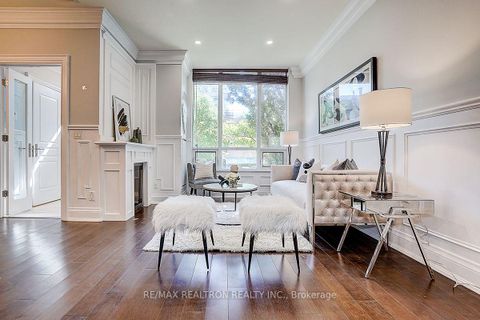 Photo 5 at 274 Duplex Avenue, Newtonbrook West, Toronto