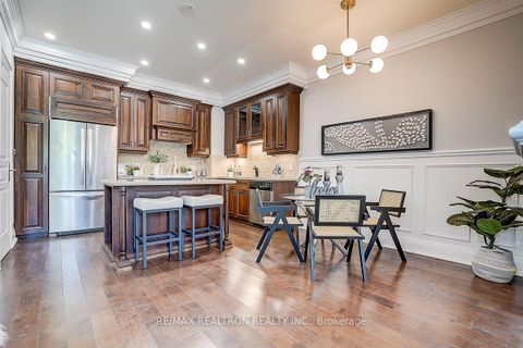 Photo 9 at 274 Duplex Avenue, Newtonbrook West, Toronto