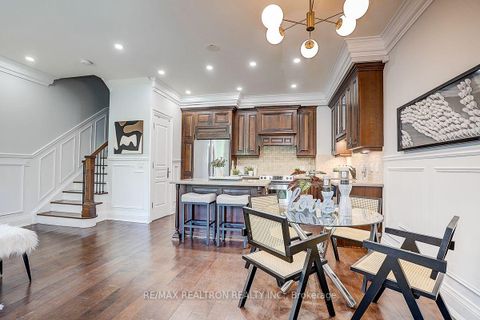 Photo 11 at 274 Duplex Avenue, Newtonbrook West, Toronto