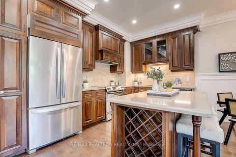 Photo 13 at 274 Duplex Avenue, Newtonbrook West, Toronto