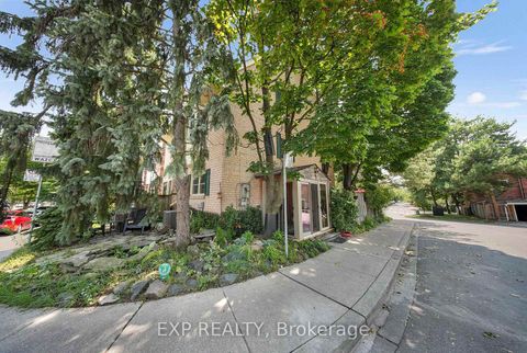 Photo 2 at 1 Quarry Court, Coxwell, Toronto