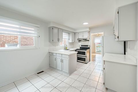 Photo 14 at 62 Danjohn Crescent, Agincourt North, Toronto