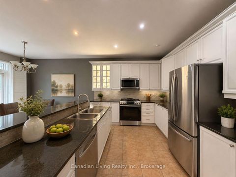 Photo 5 at 136 Regatta Avenue, Oak Ridges, Richmond Hill