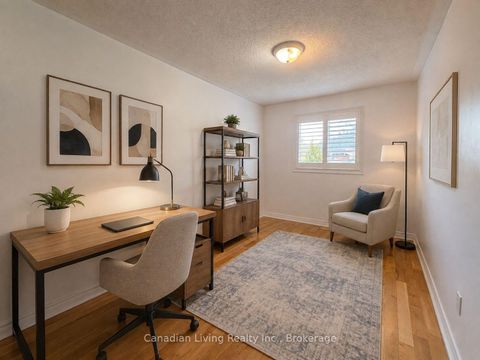 Photo 15 at 136 Regatta Avenue, Oak Ridges, Richmond Hill