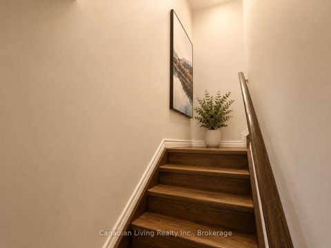 Photo 17 at 136 Regatta Avenue, Oak Ridges, Richmond Hill