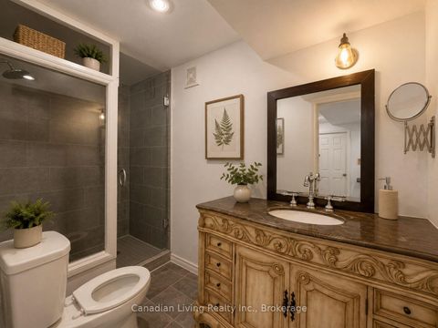 Photo 23 at 136 Regatta Avenue, Oak Ridges, Richmond Hill