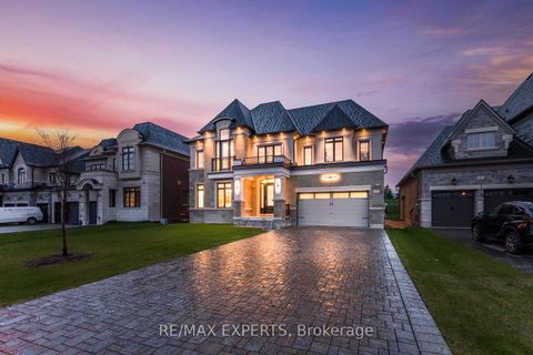Photo 1 at 15 Sculpture Garden Lane, Kleinburg, Vaughan