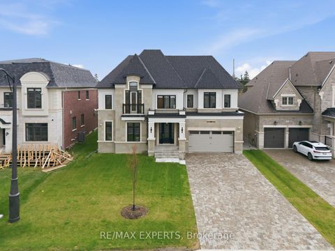 Photo 3 at 15 Sculpture Garden Lane, Kleinburg, Vaughan