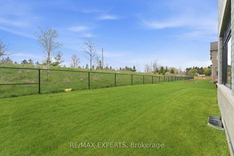 Photo 40 at 15 Sculpture Garden Lane, Kleinburg, Vaughan