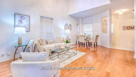 Photo 1 at 89 English Oak Drive, Oak Ridges Lake Wilcox, Richmond Hill