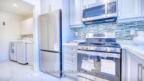 Photo 5 at 89 English Oak Drive, Oak Ridges Lake Wilcox, Richmond Hill