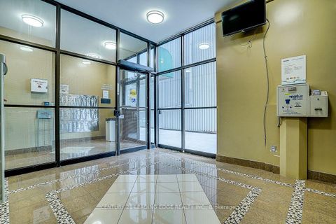 Photo 9 at 207 - 135 Leeward Glenway, Flemingdon Park, Toronto