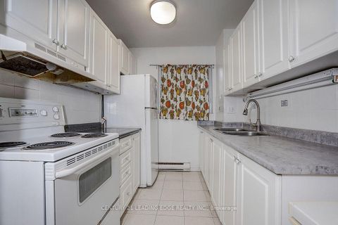 Photo 16 at 207 - 135 Leeward Glenway, Flemingdon Park, Toronto