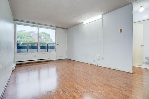 Photo 21 at 207 - 135 Leeward Glenway, Flemingdon Park, Toronto