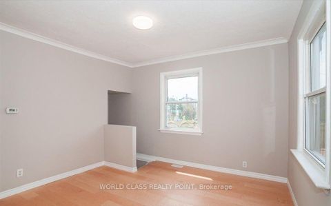 Photo 15 at 1 Mcintosh Street, Cliffside, Toronto
