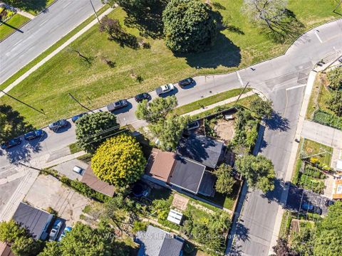 Photo 31 at 1 Mcintosh Street, Cliffside, Toronto