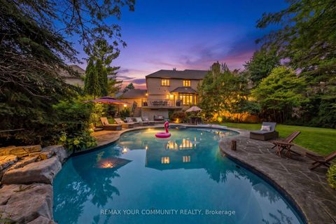 Photo 2 at 75 Arnold Avenue, Yorkhill, Vaughan