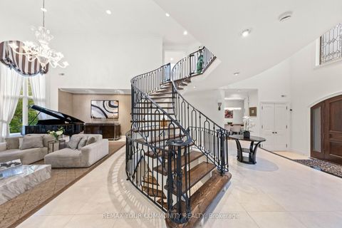 Photo 5 at 75 Arnold Avenue, Yorkhill, Vaughan