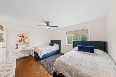Photo 32 at 75 Arnold Avenue, Yorkhill, Vaughan