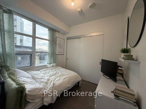 Photo 5 at 710 - 501 Adelaide Street W, Waterfront Communities C1, Toronto