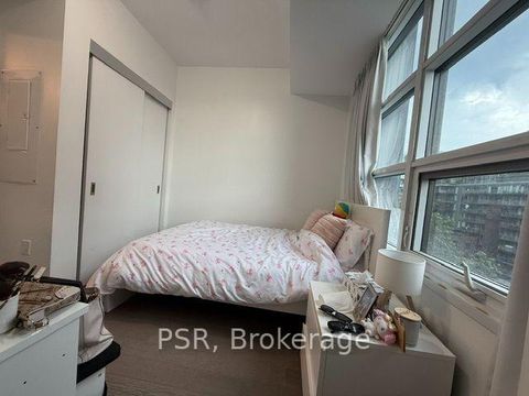 Photo 8 at 710 - 501 Adelaide Street W, Waterfront Communities C1, Toronto