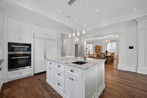 Photo 10 at 100 Munro Boulevard, Windfields, Toronto