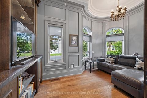 Photo 14 at 100 Munro Boulevard, Windfields, Toronto
