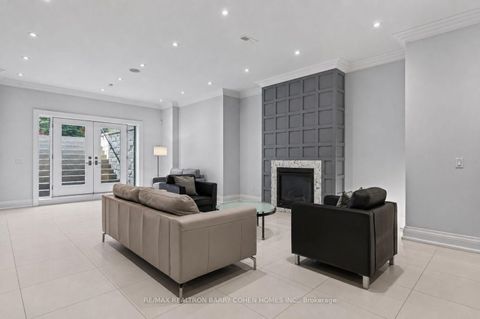 Photo 25 at 100 Munro Boulevard, Windfields, Toronto