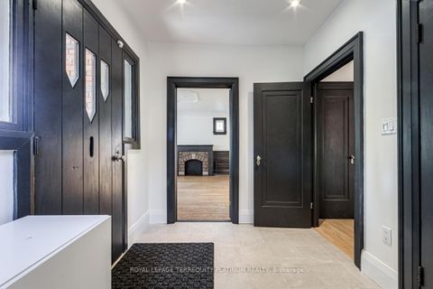 Photo 3 at 204 Ellerslie Avenue, Willowdale West, Toronto