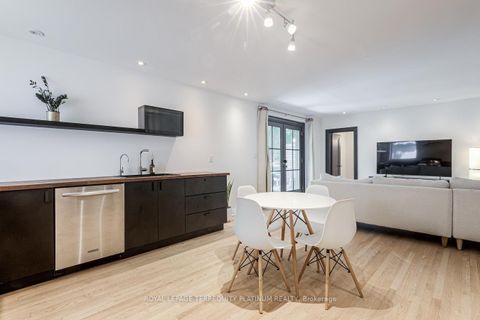 Photo 17 at 204 Ellerslie Avenue, Willowdale West, Toronto