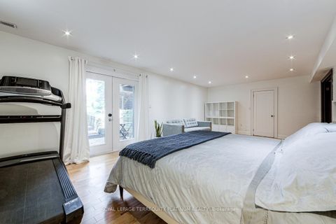 Photo 24 at 204 Ellerslie Avenue, Willowdale West, Toronto