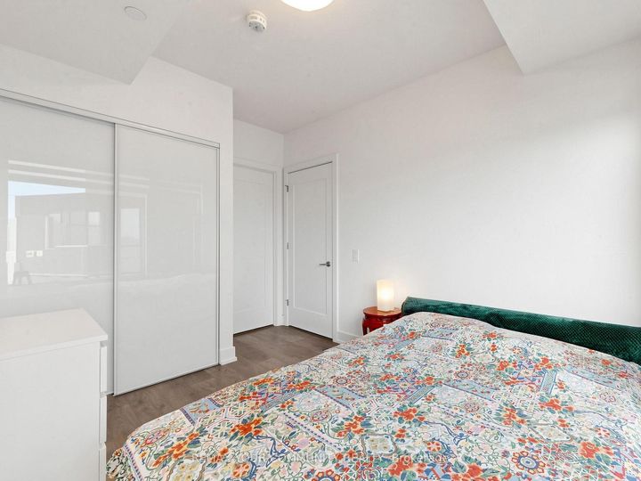 Photo 12 at 963 - 25 Adra Grado Way, Bayview Village, Toronto