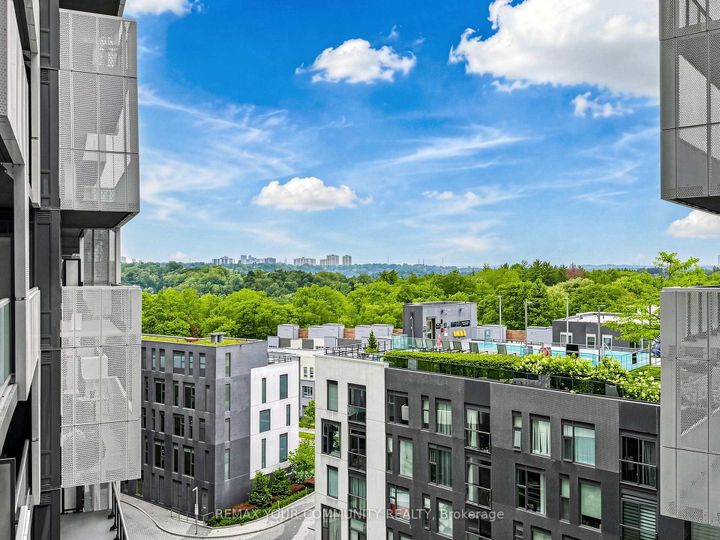 Photo 18 at 963 - 25 Adra Grado Way, Bayview Village, Toronto