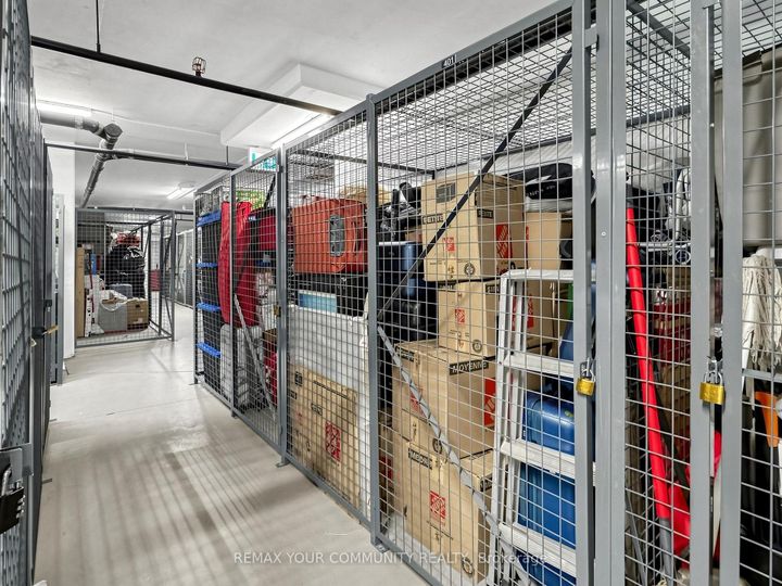 Photo 20 at 963 - 25 Adra Grado Way, Bayview Village, Toronto