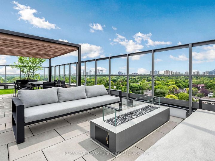 Photo 32 at 963 - 25 Adra Grado Way, Bayview Village, Toronto