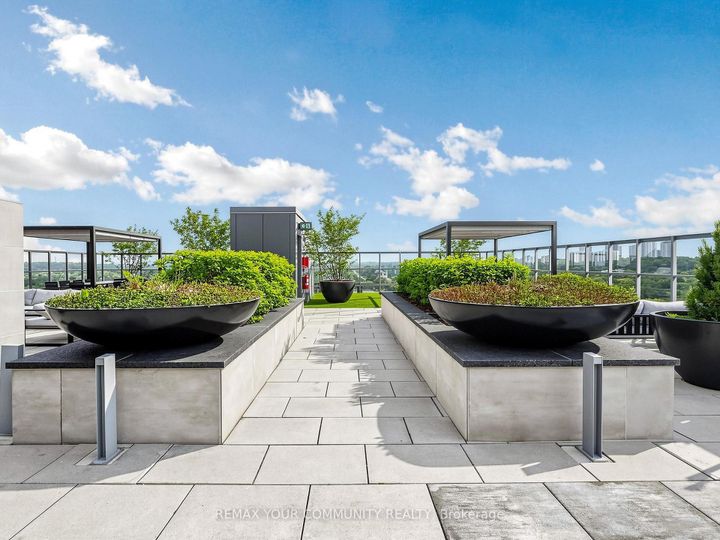 Photo 36 at 963 - 25 Adra Grado Way, Bayview Village, Toronto