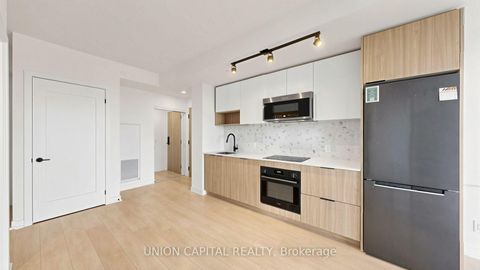 Photo 5 at 3013 - 5 Defries Street, Regent Park, Toronto