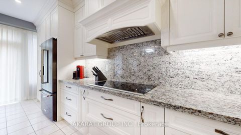 Photo 11 at 28 Saint James Avenue, Vellore Village, Vaughan