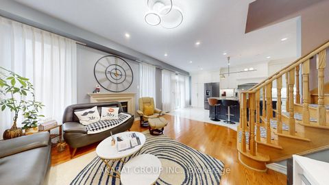 Photo 16 at 28 Saint James Avenue, Vellore Village, Vaughan