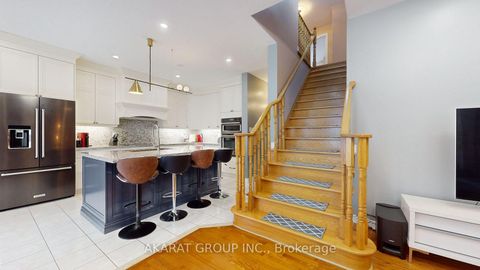 Photo 17 at 28 Saint James Avenue, Vellore Village, Vaughan