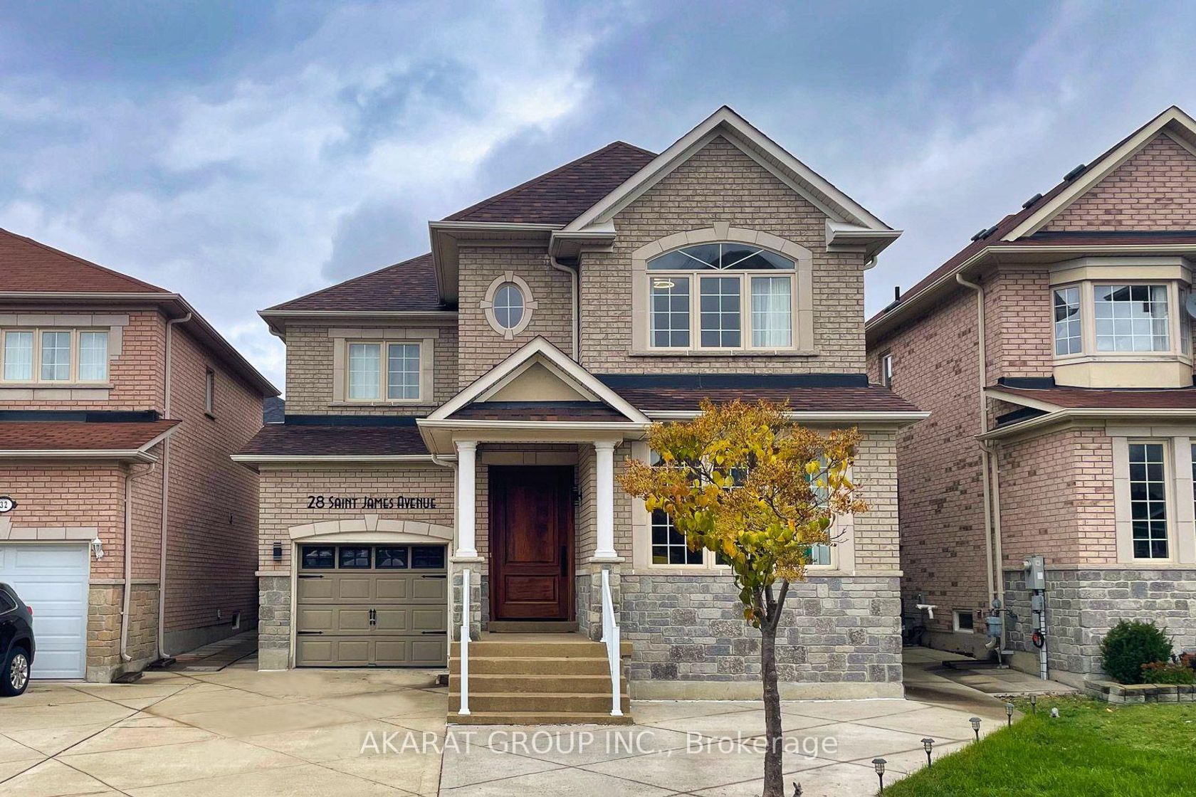 28 Saint James Avenue, Vellore Village, Vaughan photo number 2