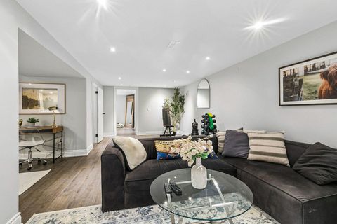 Photo 31 at 36 Vernadale Crescent, Birchmount, Toronto